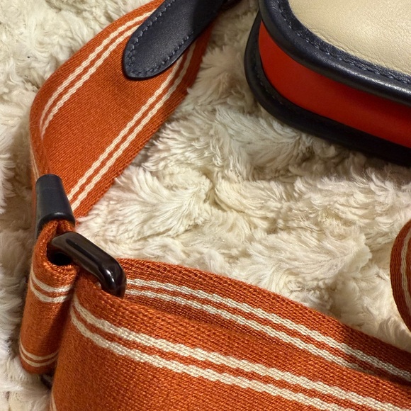 Coach Dinky Quilted Multicolor Crossbody Bag

New without tags. - Picture 5 of 16